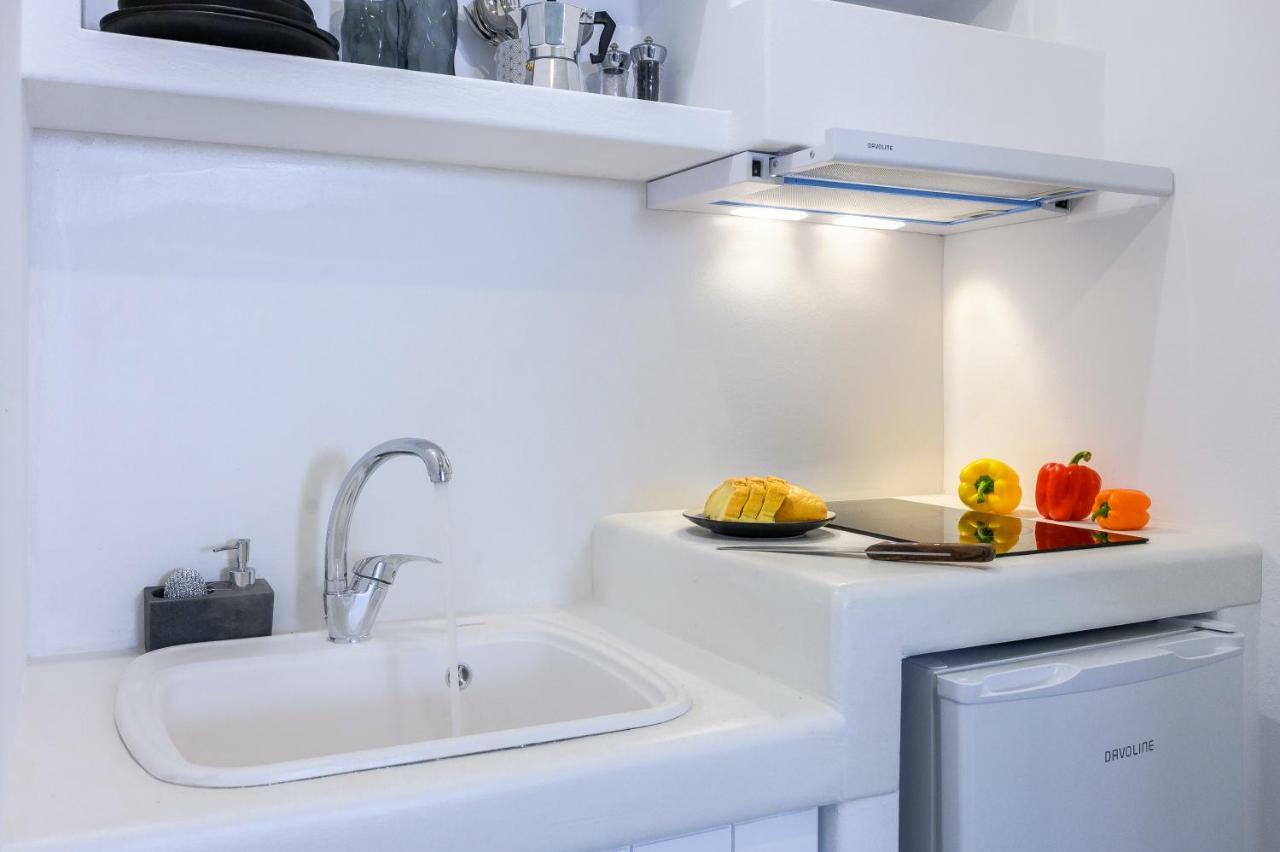 Milinon Suites Firopotamos Esterno foto
