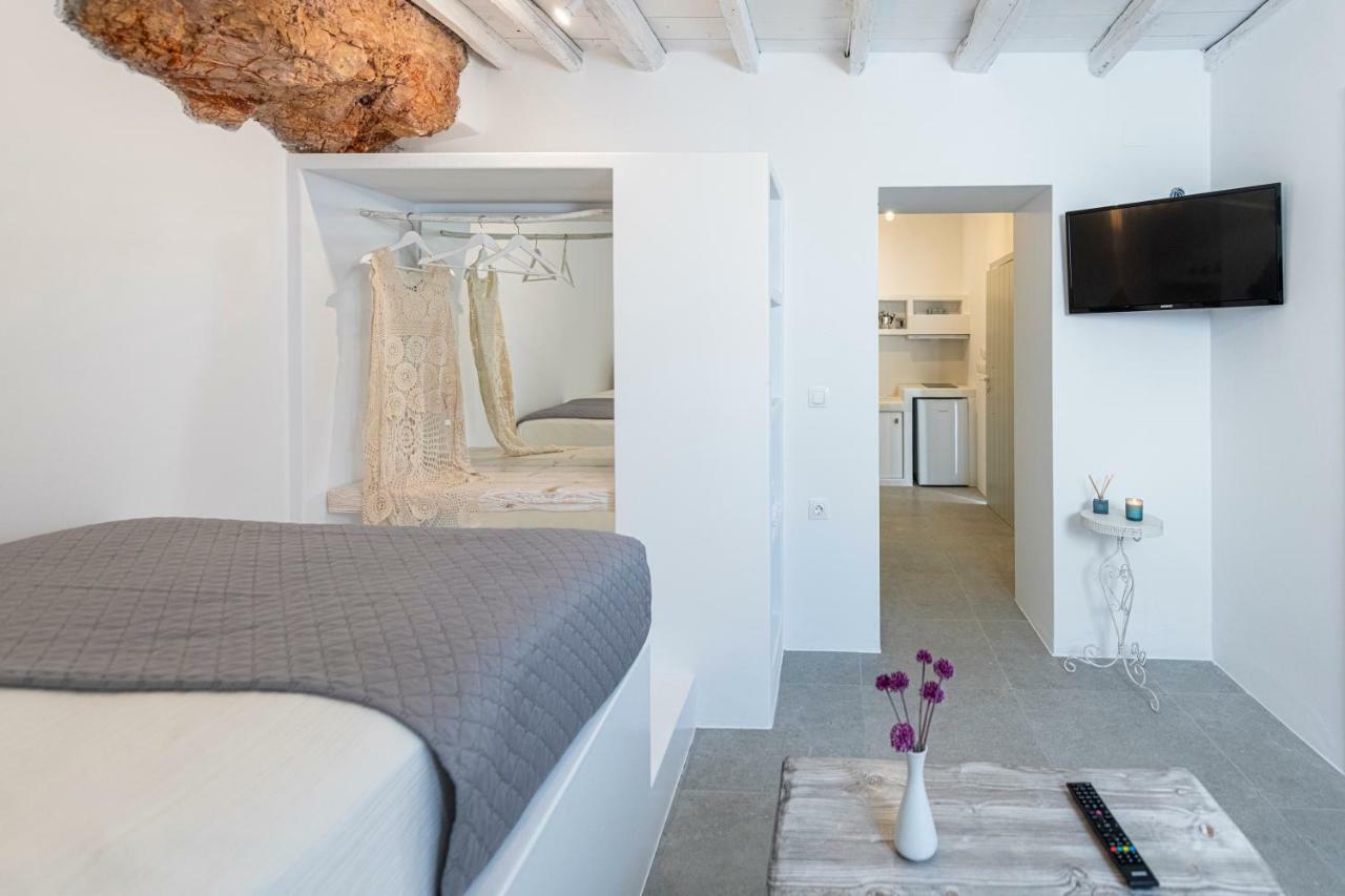 Milinon Suites Firopotamos Esterno foto